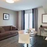 Apartahotel Zenitude Résidences Village 3*