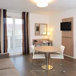 Apartahotel Zenitude Résidences Village Roissy-en-France