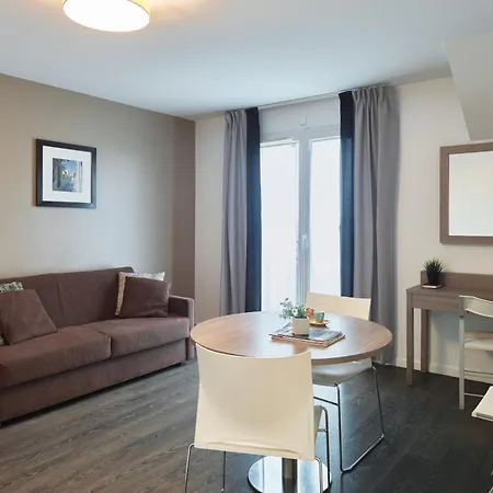 Ξενοδοχείο με διαμερίσματα Zenitude Residences Village 3*