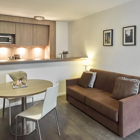 מלון דירות Zenitude Residences Village רואיסי-אן-פרנס