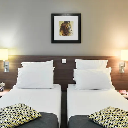 Zenitude Residences Village מלון דירות רואיסי-אן-פרנס