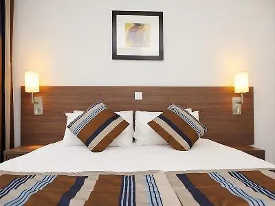 מלון דירות Zenitude Residences Village רואיסי-אן-פרנס