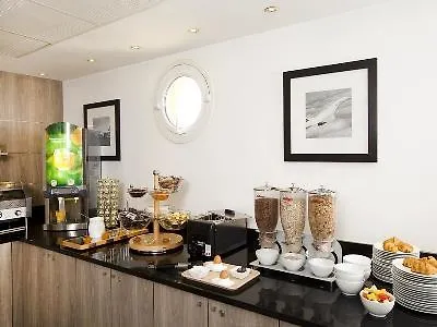 Ξενοδοχείο με διαμερίσματα Zenitude Residences Village
