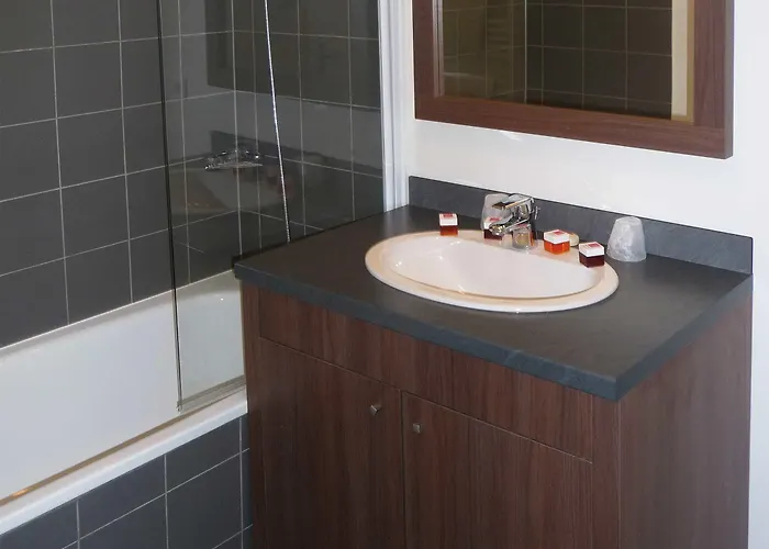 Zenitude Residences Village 公寓式酒店 3*