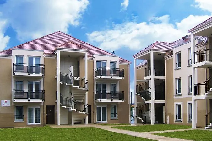 Zenitude Residences Village 公寓式酒店 3*