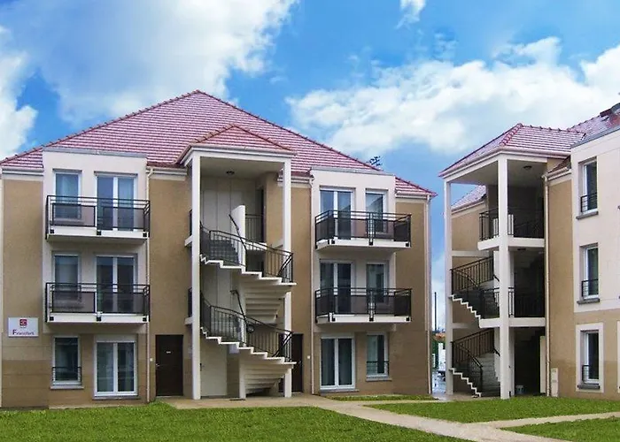 公寓式酒店 Zenitude Residences Village