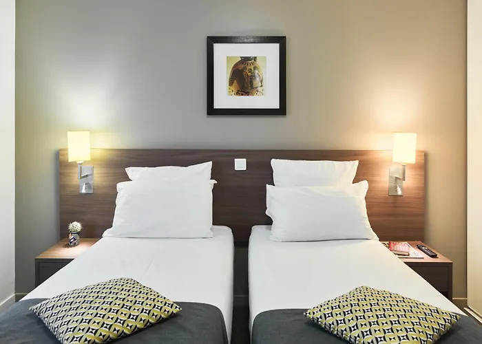 Aparthotel Zenitude Residences Village 3*