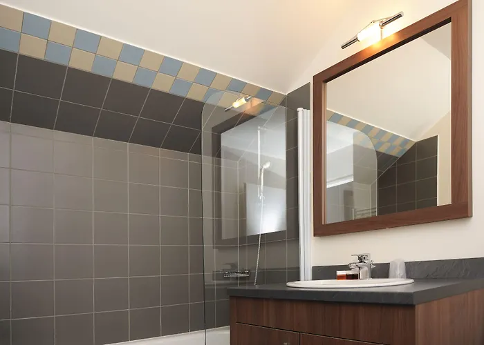 Aparthotel Zenitude Residences Village