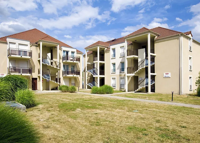 公寓式酒店 Zenitude Residences Village