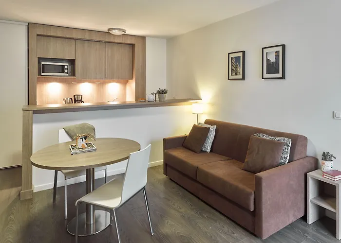 Aparthotel Zenitude Residences Village 3*