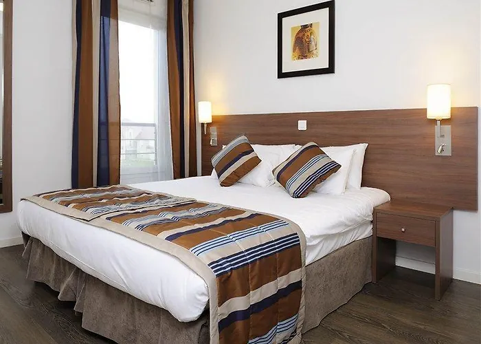 Zenitude Residences Village 公寓式酒店 3*